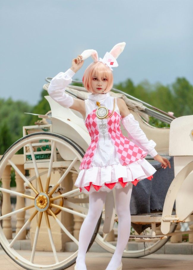 很可爱的兔子小姐白丝美腿cos太可爱了