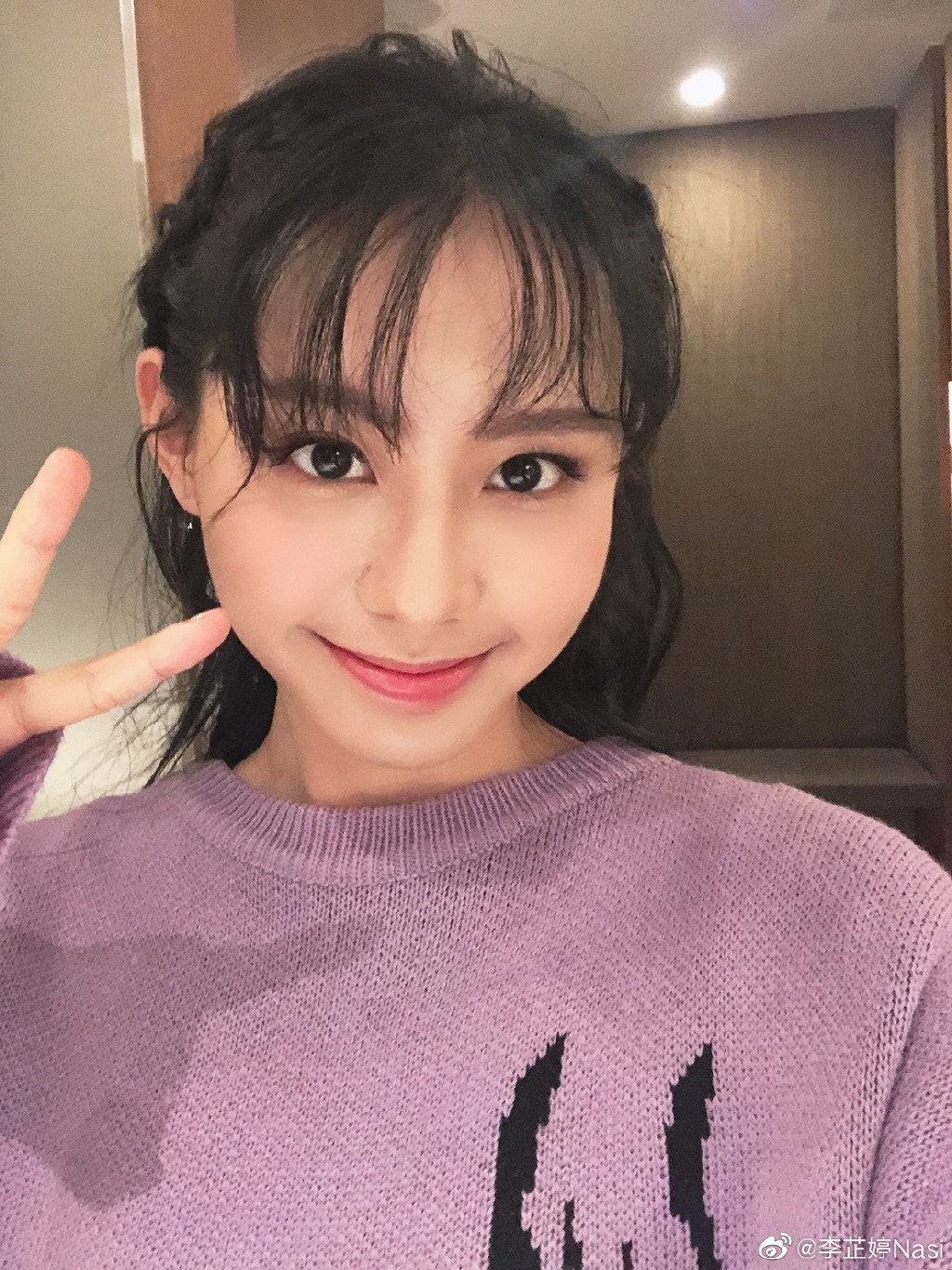 美女歌手李芷婷迷人写真美照欣赏