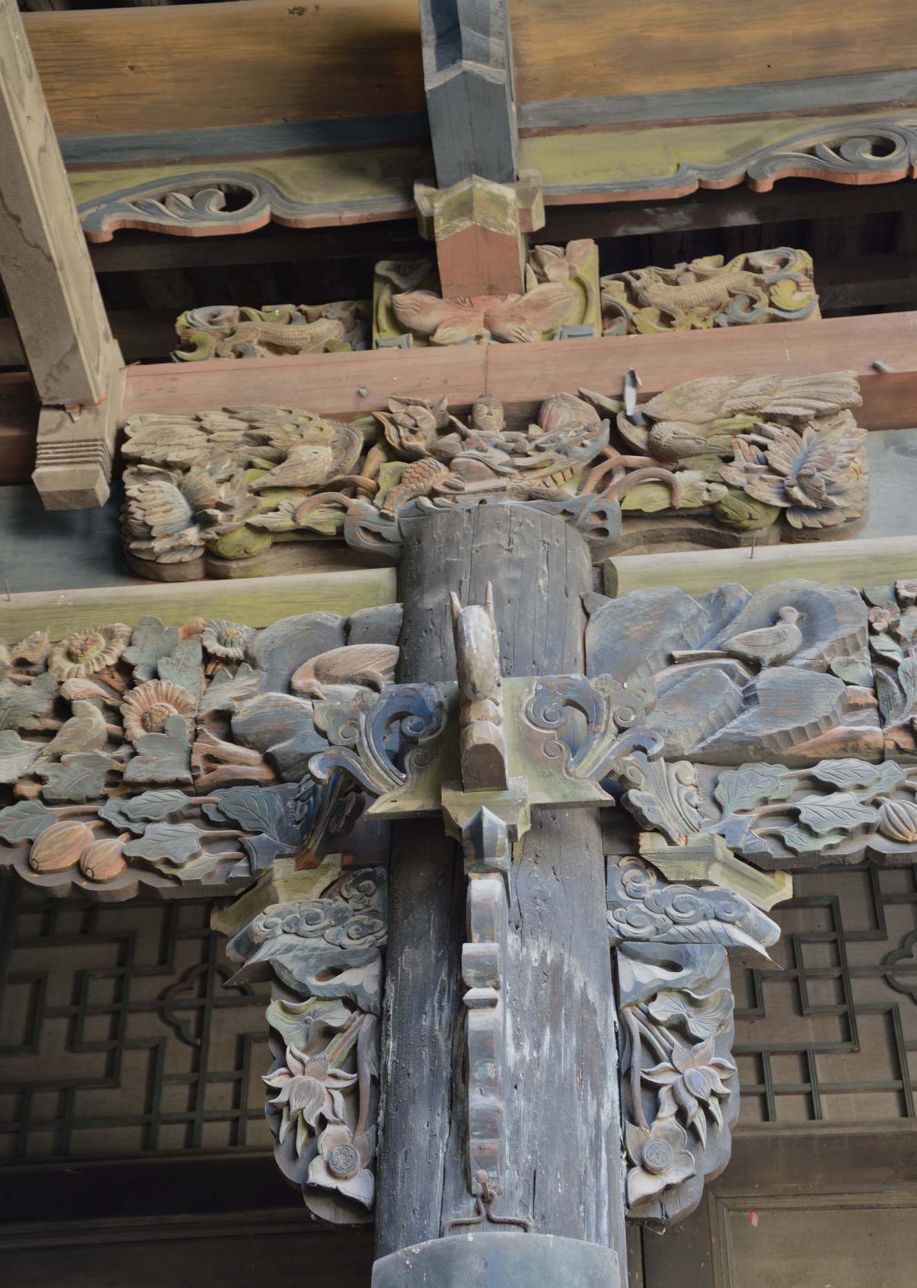 李家大院的精美木雕