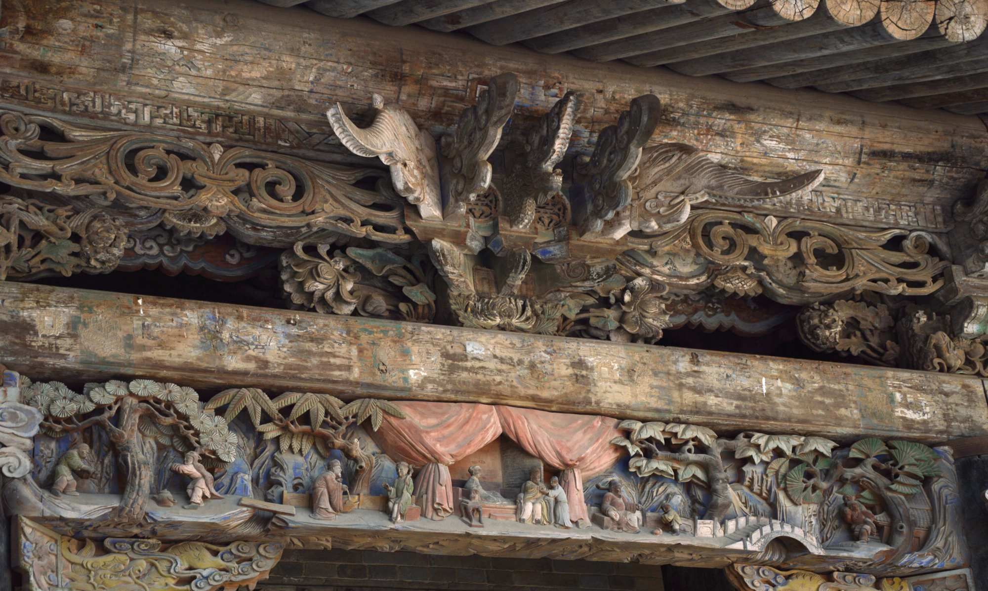 李家大院的精美木雕