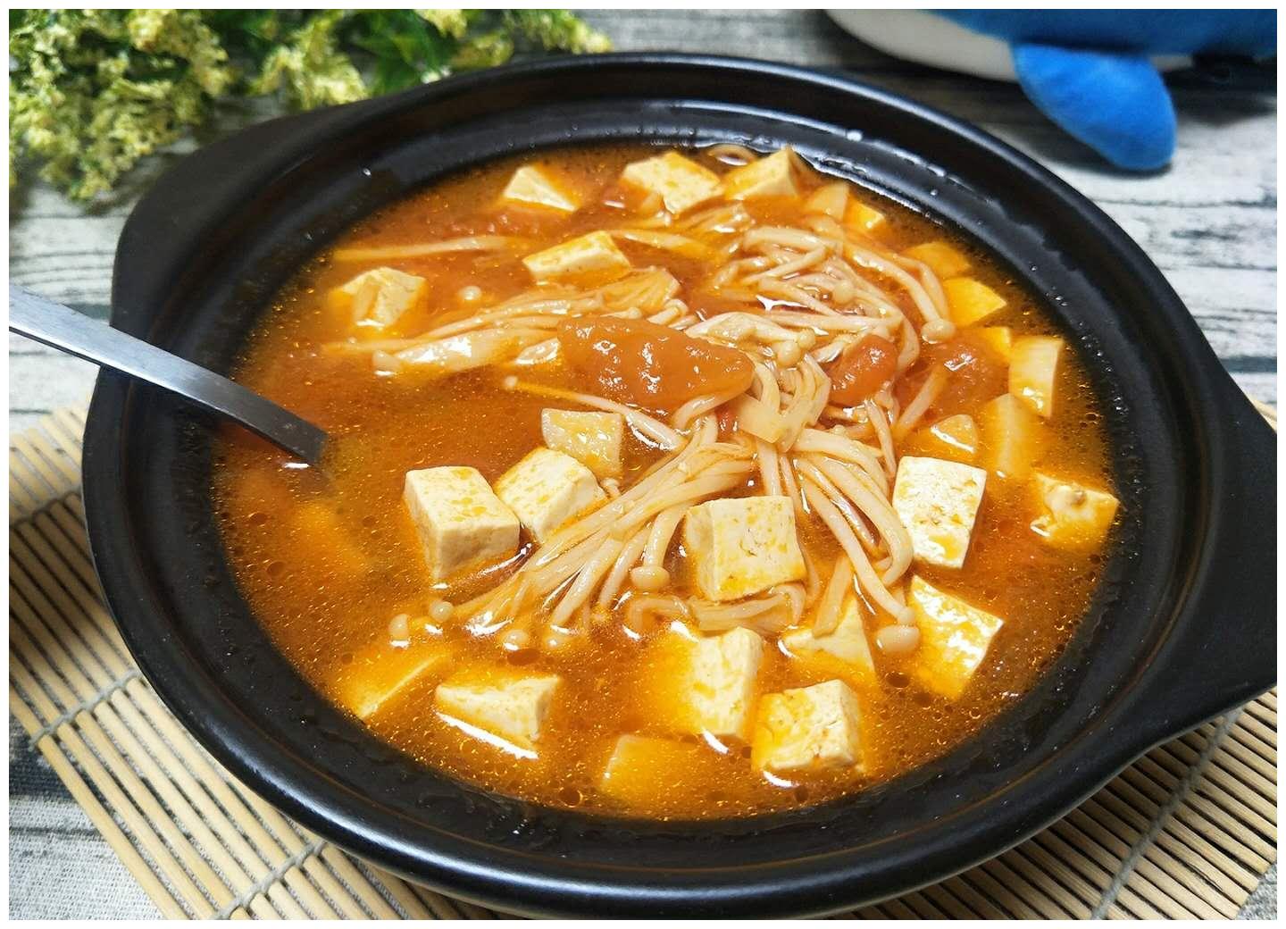 菌菇豆腐煲做法超级简单,你这样做,保证你能多吃几碗饭
