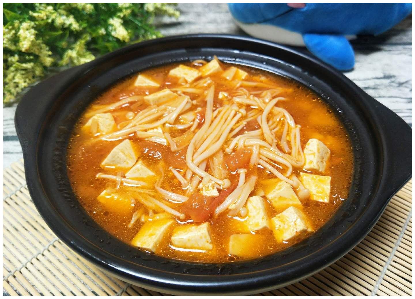 菌菇豆腐煲做法超级简单,你这样做,保证你能多吃几碗饭