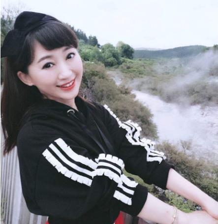 还记得少儿频道的小鹿姐姐吗光阴似箭如今46岁成了这样