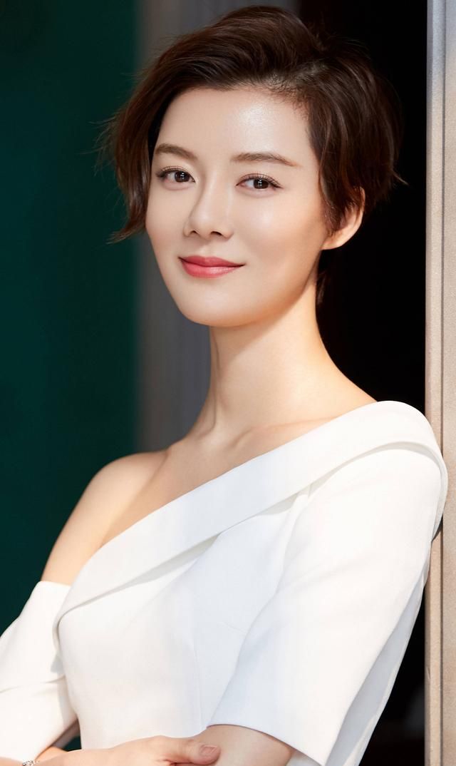 车晓美图,每次遇见都能想起一年一次的经典,哈哈哈!_高清图集_新浪网