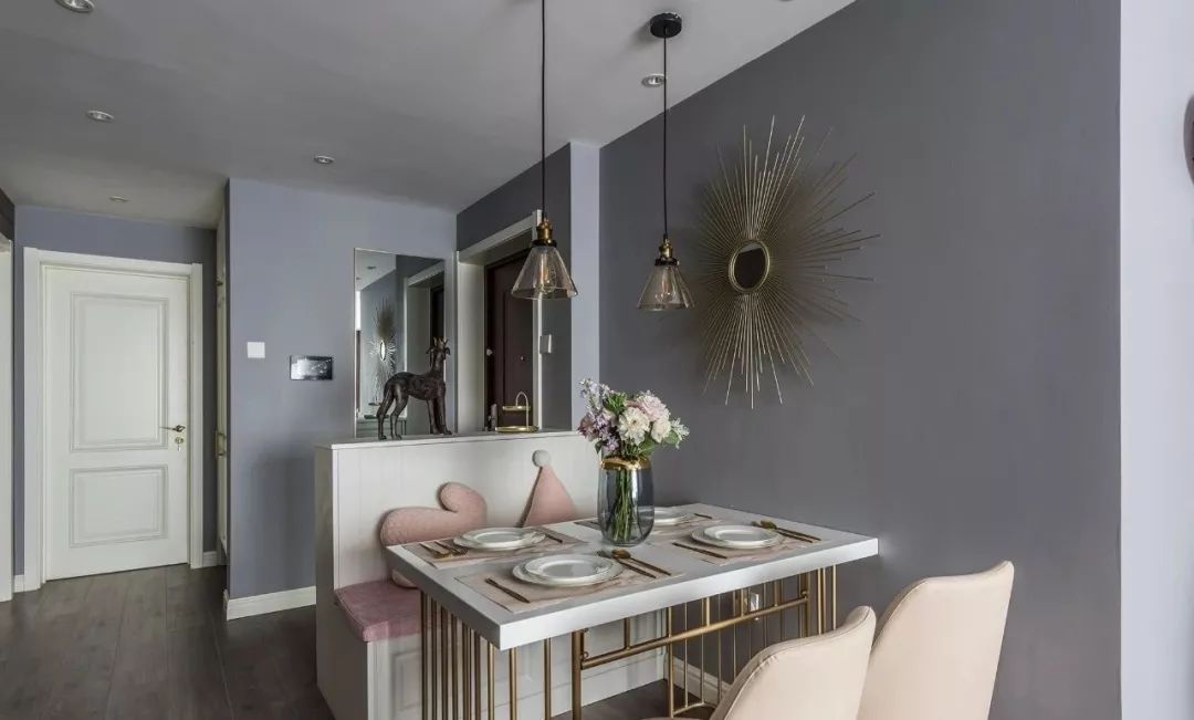 轻奢风三居,充满活力和温馨的婚房设计!