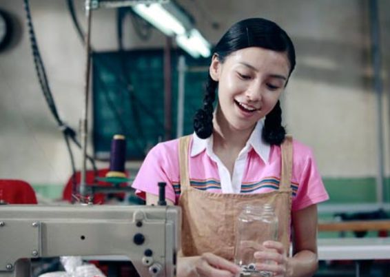 还记得《全城热恋》中的angelababy吗?模样清纯惹人喜爱