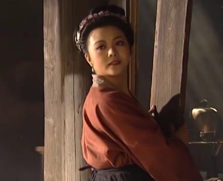 水浒传中三位绝色女将她落得最美好结局她却引狼入室害惨自己