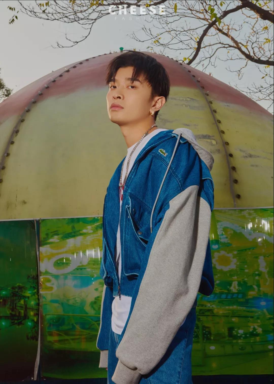 这个rapper不太冷!满舒克嗨玩游乐场有点可爱有点帅!