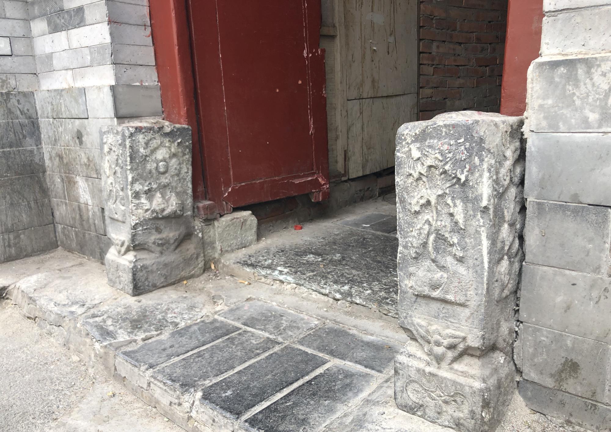 数一数南锣鼓巷里上百的门当,看看这些老胡同里的门当怎么了|石鼓|门墩|门当户对_新浪新闻