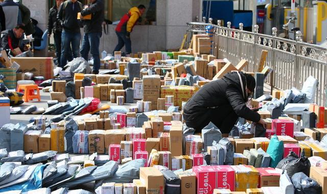 为什么如今很多快递不送货上门