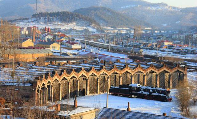 横道河镇是一座百年古镇,有着悠久的历史与俄罗斯文化脉络|道河镇