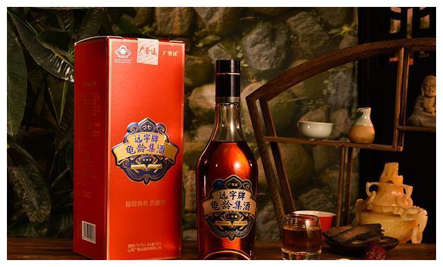 喝龟龄集酒的男人更有情怀!