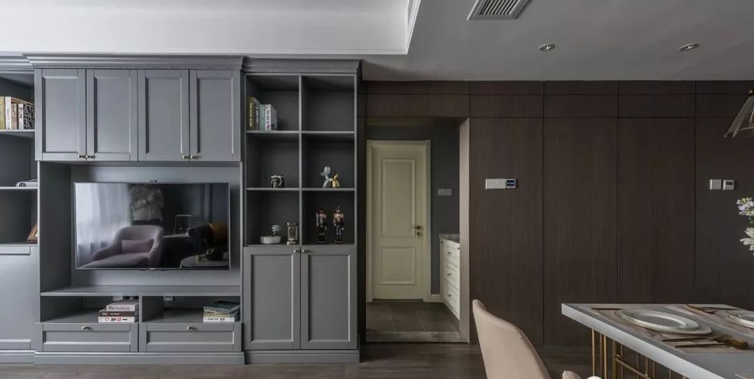 轻奢风三居,充满活力和温馨的婚房设计!