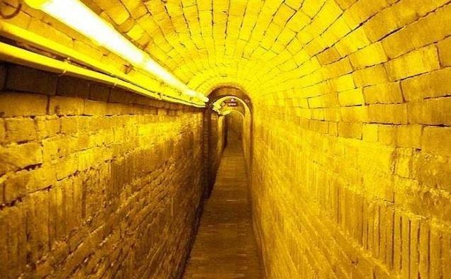 中国有条"地下长城",7百多年未被发现,女教授:建造者是枭雄