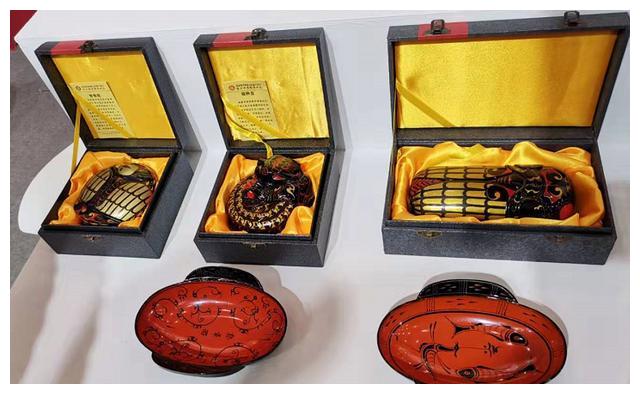 荆州元素齐亮相长博会 展荆楚独特魅力