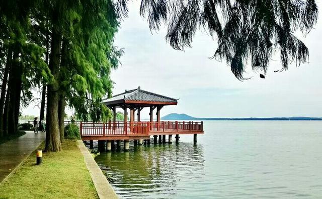 武汉东湖最静谧的风景在东湖宾馆东岸