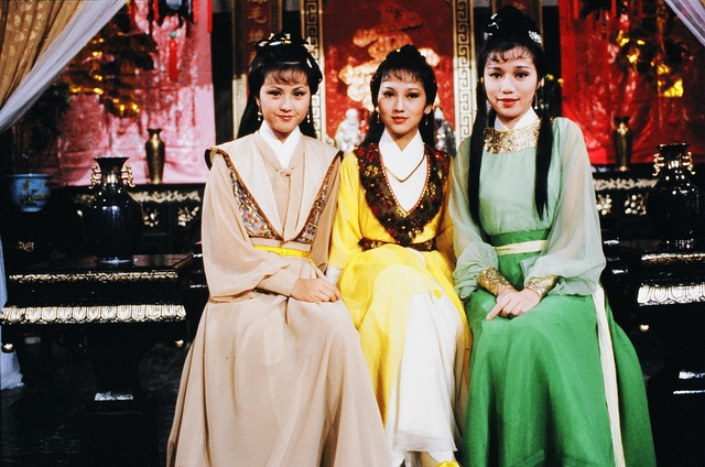 1979年的《楚留香传奇》,罕见剧照老照片,郑少秋身边从不缺美女