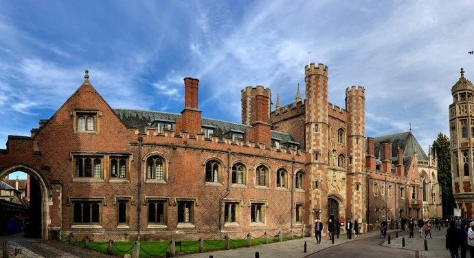 剑桥大学圣约翰学院是剑桥大学第二大学院美国有名的贵族学院