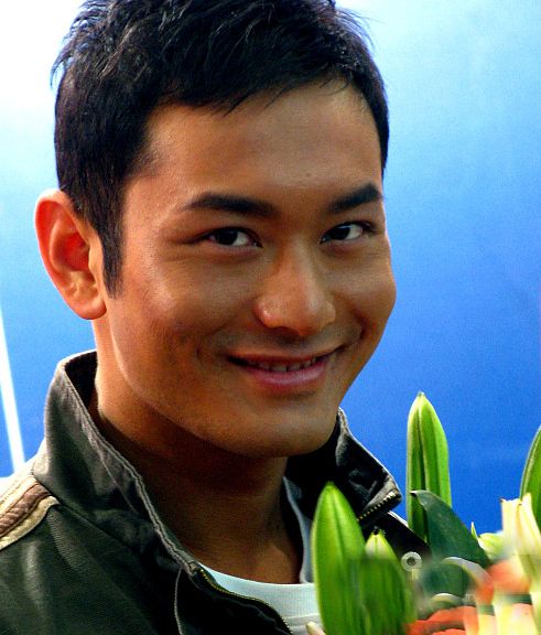 黄晓明|教主|奋进_新浪新闻