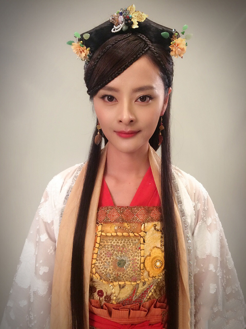 不断突破自我的新时代演员—周诗璇