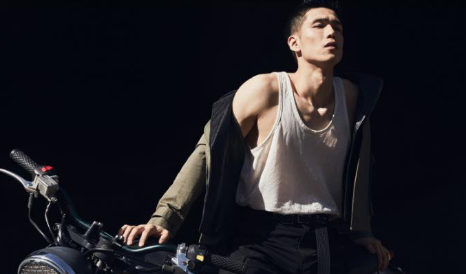 利晴天女朋友是谁被网友问话与陈慕分手了吗是怎么回事