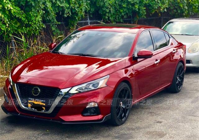 2019款日产天籁改装案例 20寸亮黑轮毂更显运动