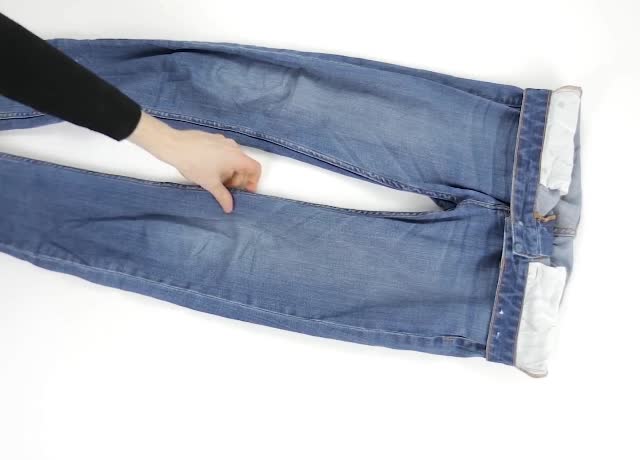 叠裤子有技巧,叠裤子没褶子的小技巧