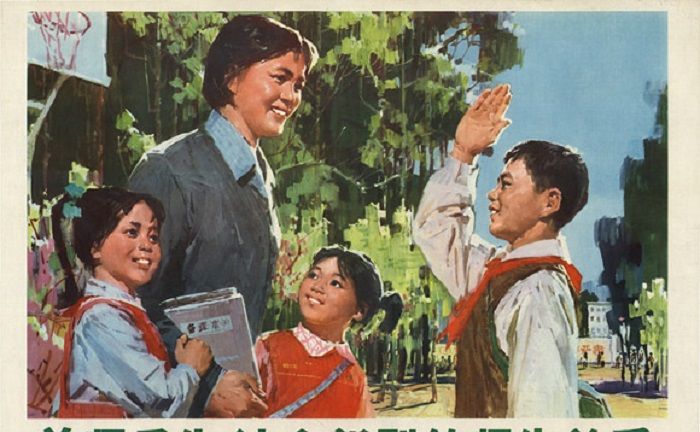 宣传画里的师生关系:亲切和谐,哪个让你想起授业恩师?