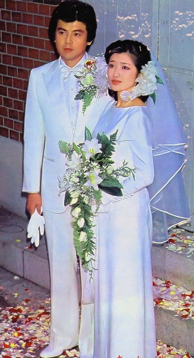 山口百惠与三浦友和婚纱照山口百惠与三浦友和婚纱照那些年的山口百惠