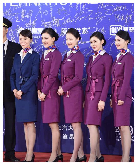 这部电影是由张涵予,欧豪,杜江,袁泉,张天爱,李沁领衔主演,张雅玫,杨
