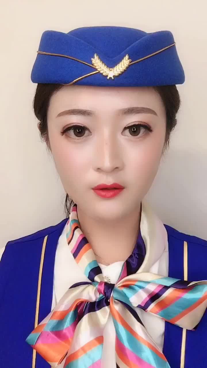 空姐卸完妆是小姐姐还是大妈