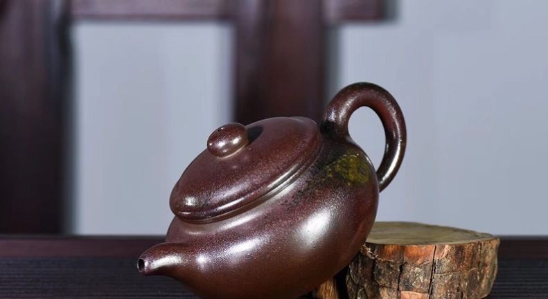 你欣赏紫砂壶的外在包浆美,可是有没有关心过它的内里呢
