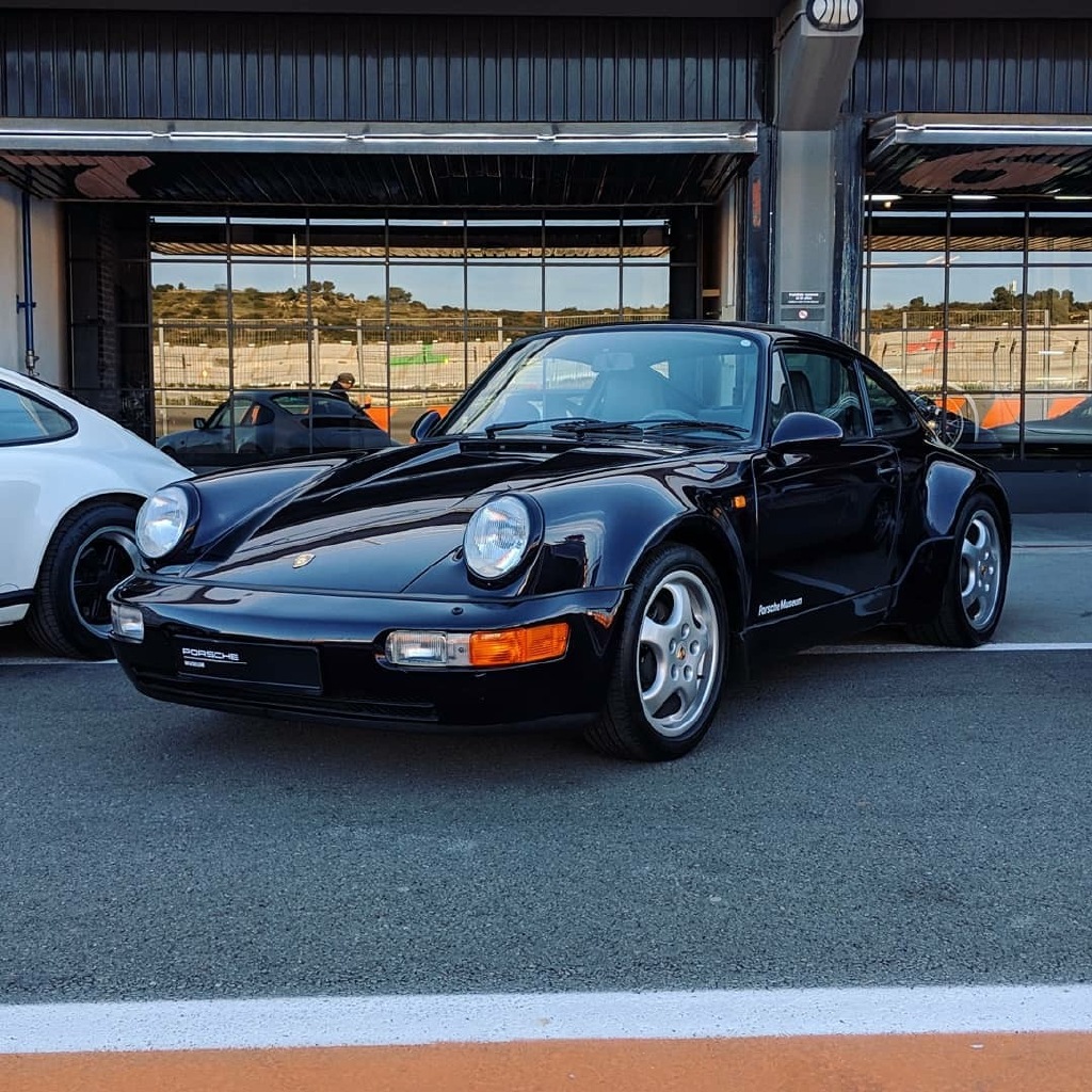 每一代保时捷911都堪称经典历久恒新的经典跑车