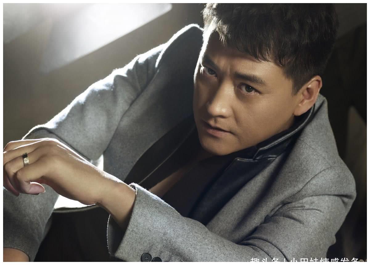 他是最年轻的国家一级演员,却老牛吃嫩草,娶了小自己16岁的娇妻|刘小
