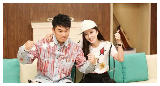 娄艺潇李川姐弟恋情曝光 网友曾小贤要伤心欲绝了