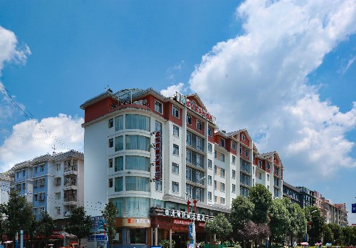 酒店也掀起"炫酷民族风",这家酒店让你一站式了解镇宁