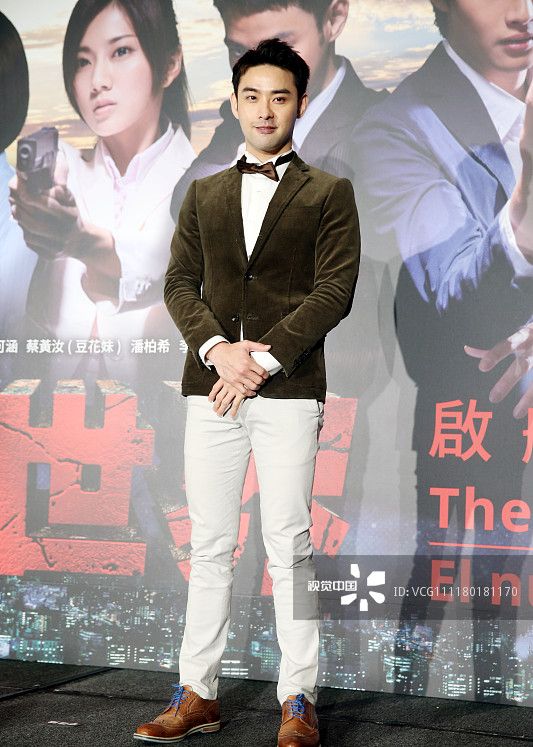 国家播放,艺人潘柏希,蔡黄汝,李佳豫,陈文山来到现场展现自信甜美仪态