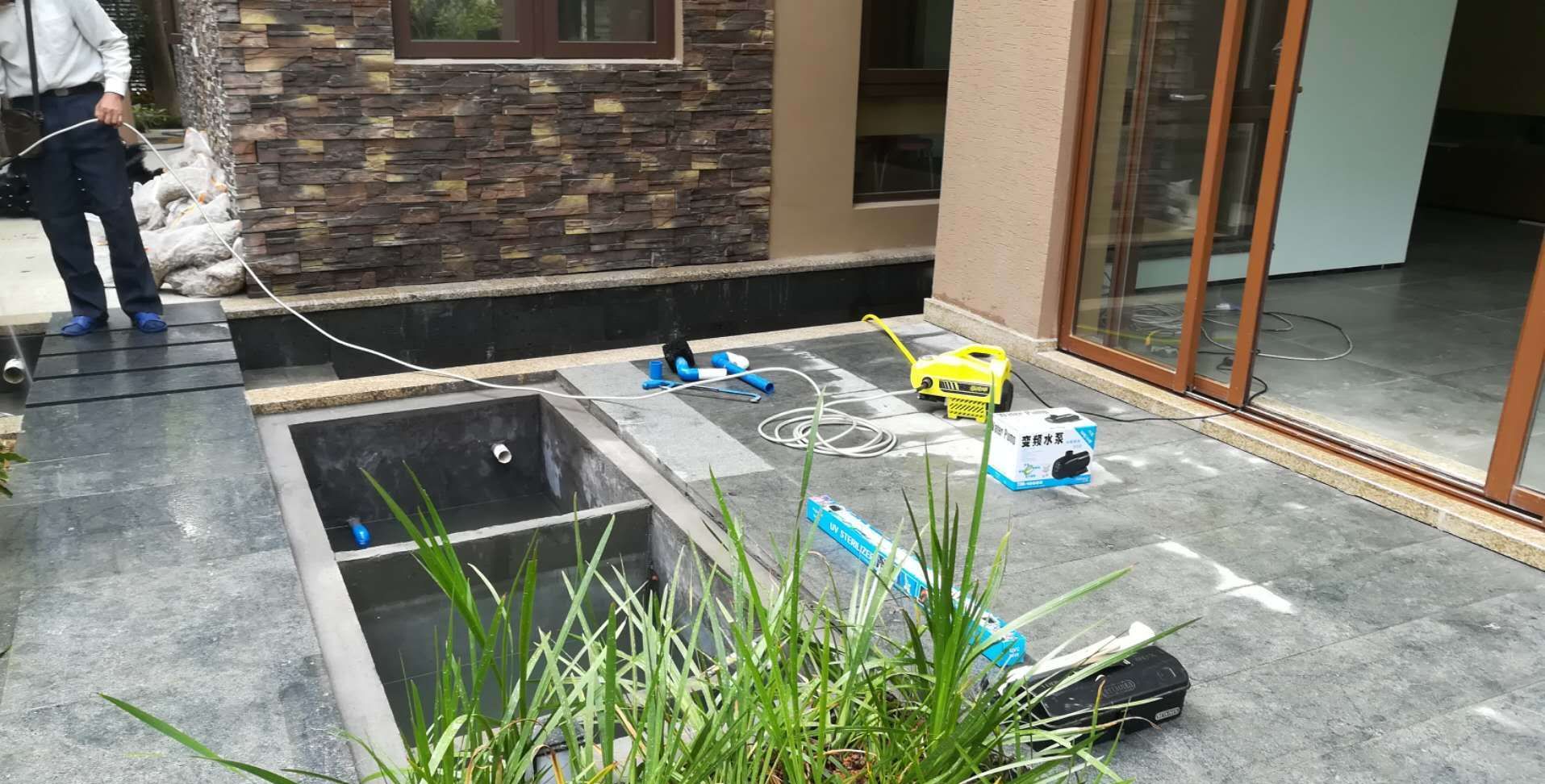 庭院鱼池过滤系统改造图集|鱼池|庭院|过滤池_新浪新闻