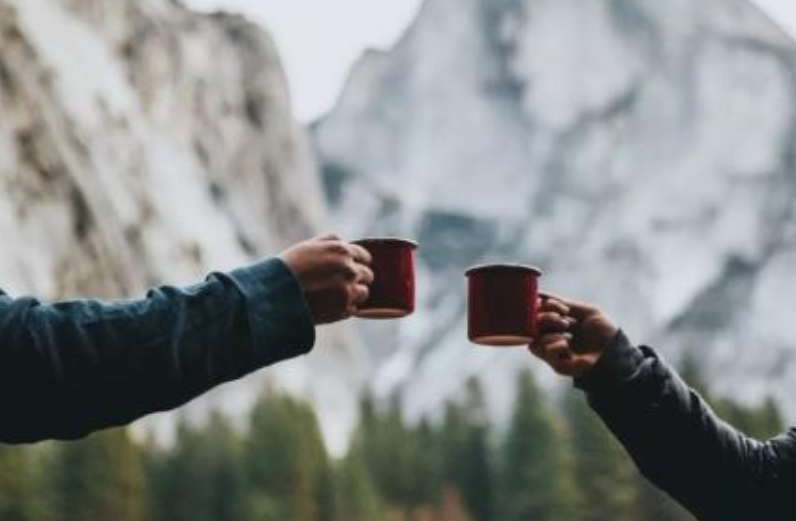 大肆杀戮这件事情头发是柔和的亚麻色,有些1|水瓶|射手|深情_新浪新闻