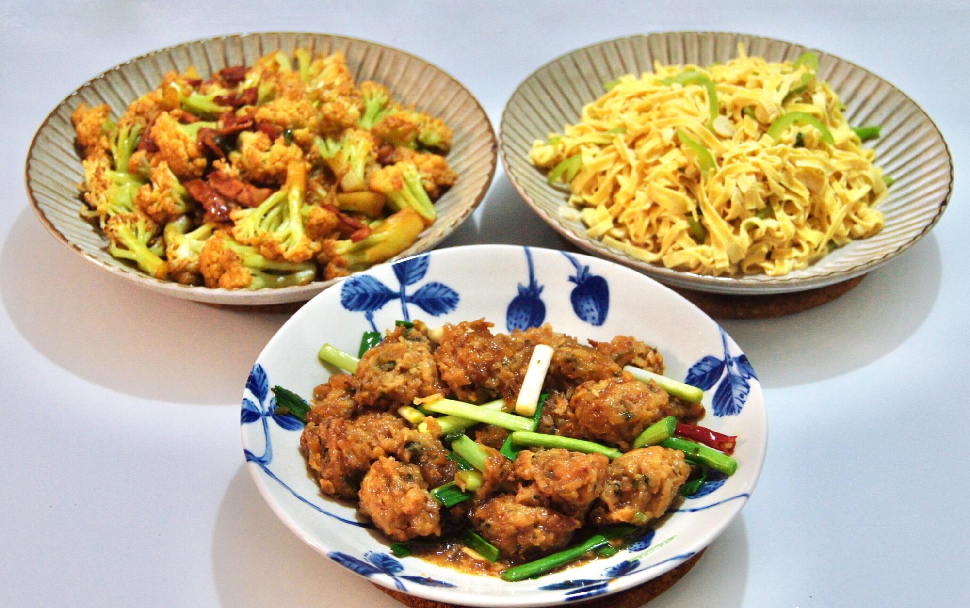 晚餐三个菜半小时就上桌,味道超鲜美,朋友圈惊呼:两个人太奢侈|素丸子