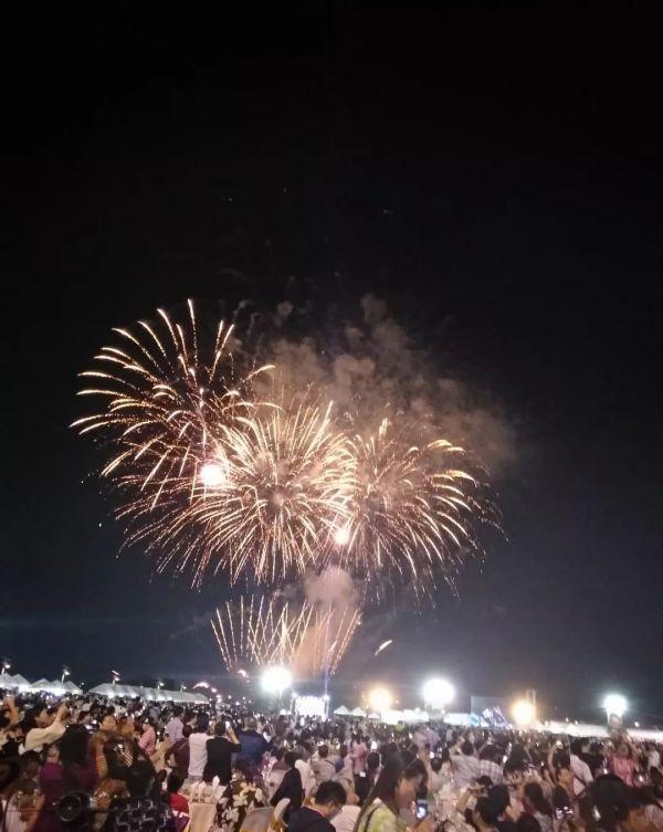 万名中国游客免费吃大餐!这场饭局创造了吉尼