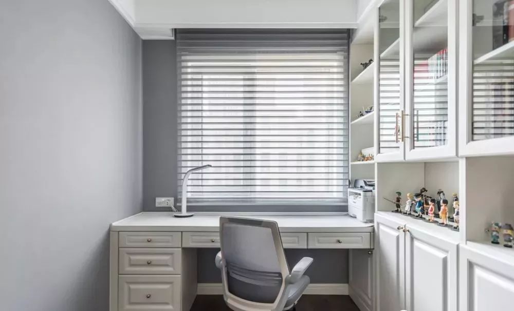 轻奢风三居,充满活力和温馨的婚房设计!