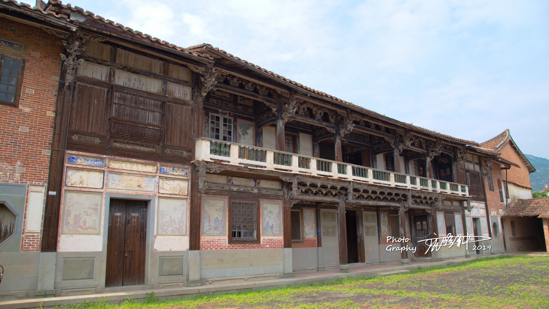 莆田保存较完整的古宅大院,九峰村方家古厝精雕细琢堪称经典_新浪新闻