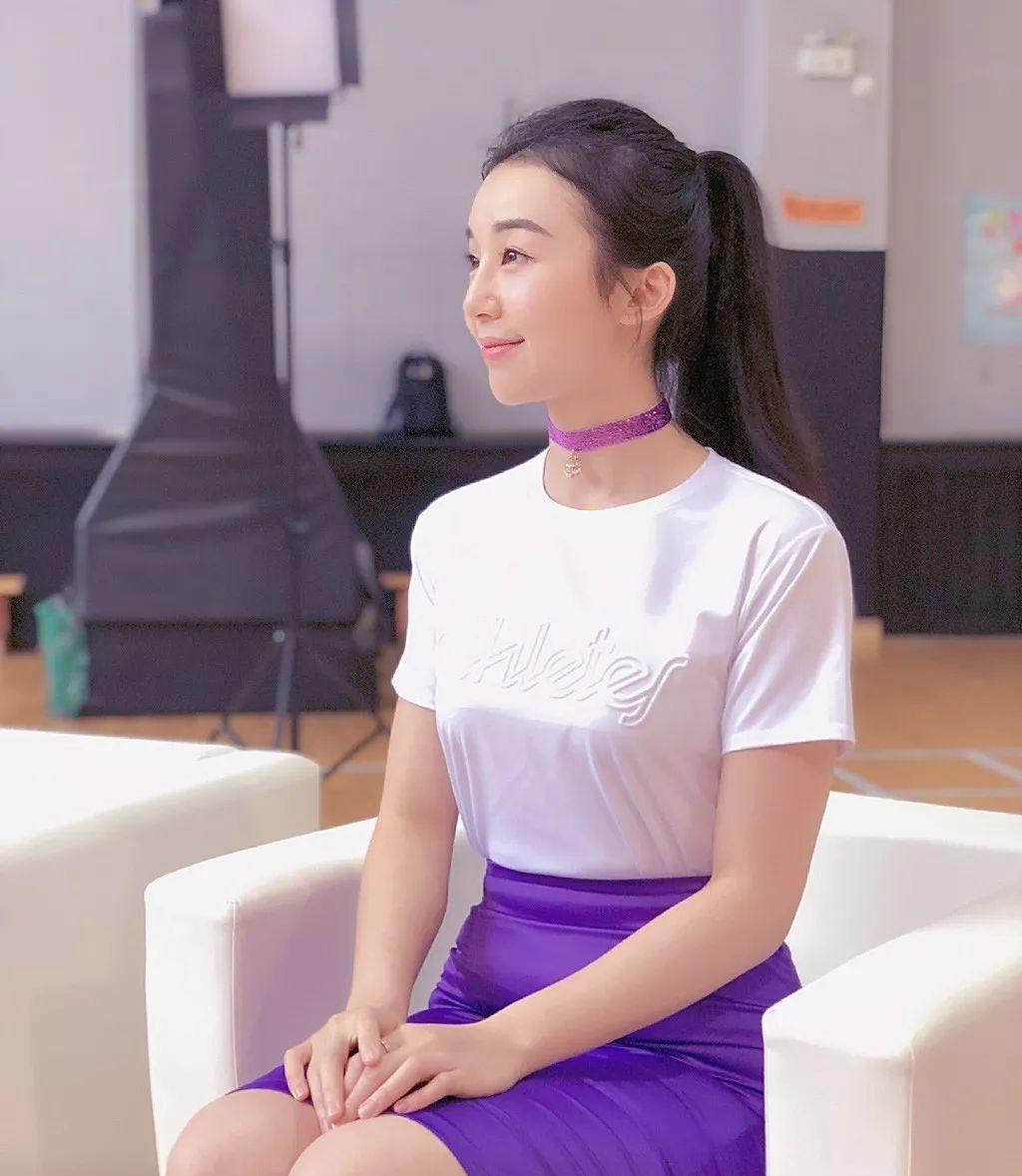 她是哈登的最爱,不过身材是真的好|张曼源|哈登|身材_新浪新闻