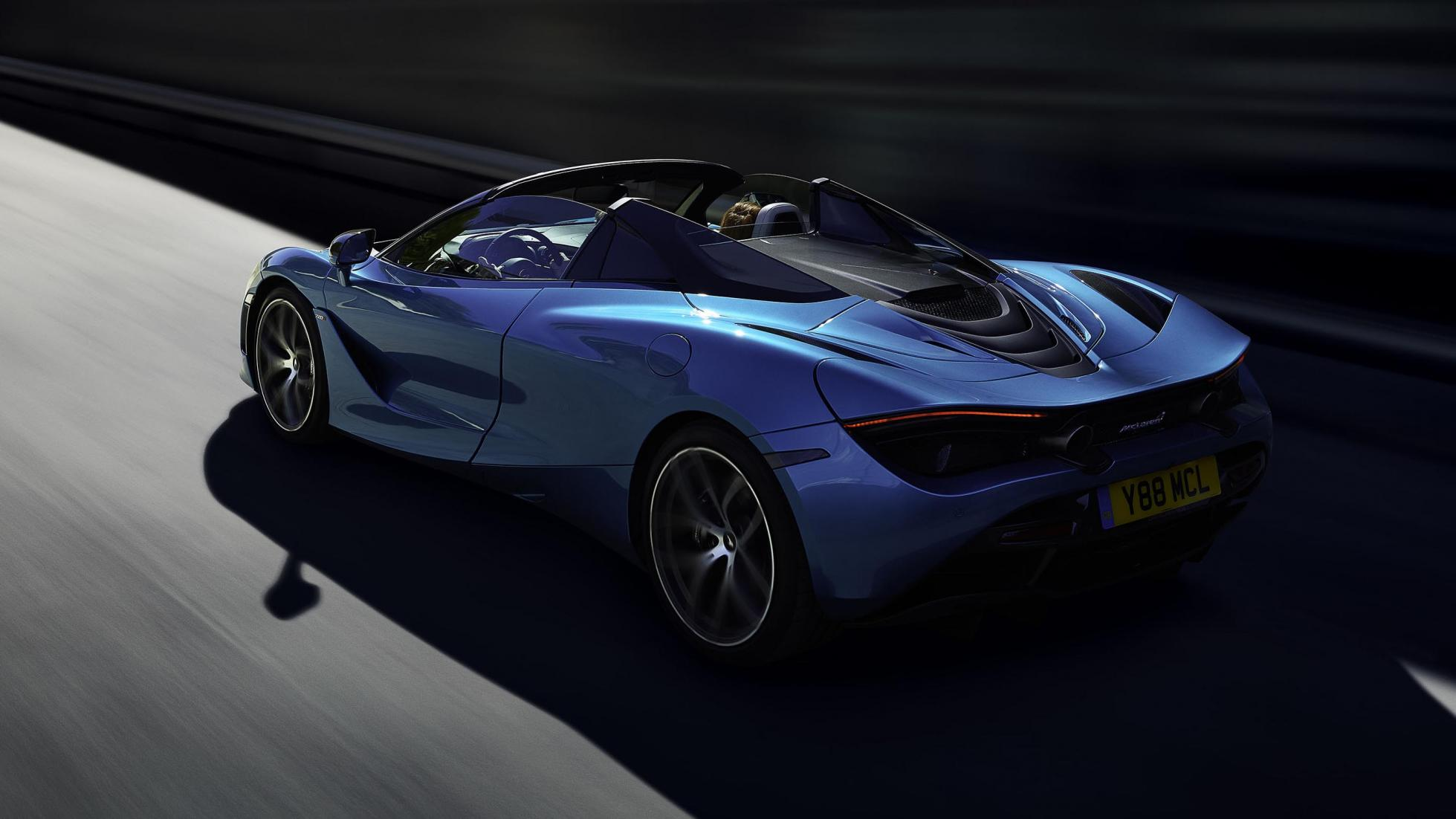 全新迈凯轮720s spider敞篷车,时速可达320公里/小时