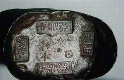 这才是古代真实的银两: 看那些坑洼, 不知道被咬了多少次?|银子|银两|雪花银_新浪新闻