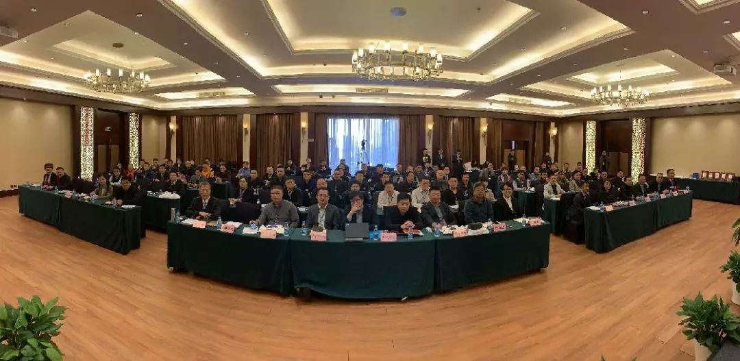 150 行业精英燃爆苏州,共话"数据 · 资源 · 盈利"