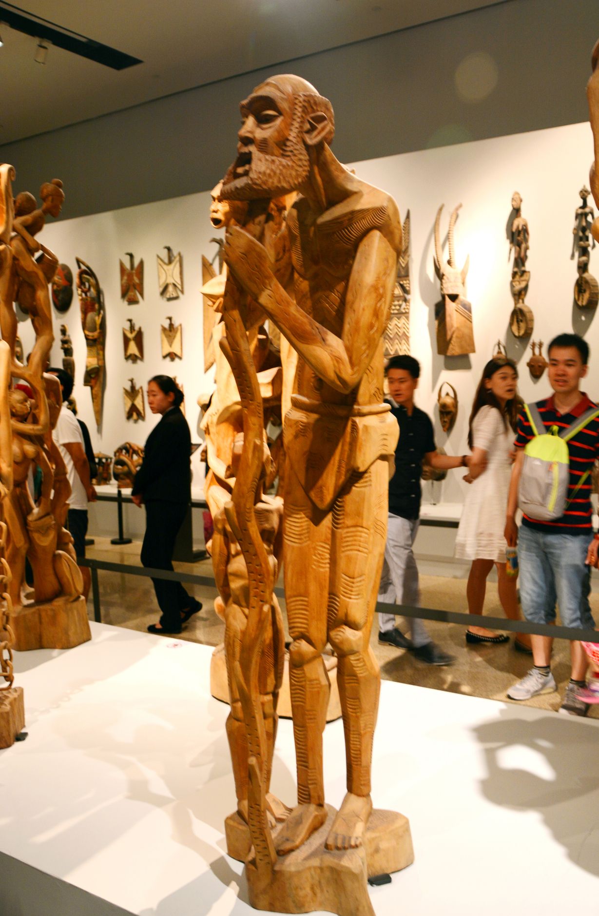在家运旅游，分享库存实拍国博非洲木雕艺术精品展