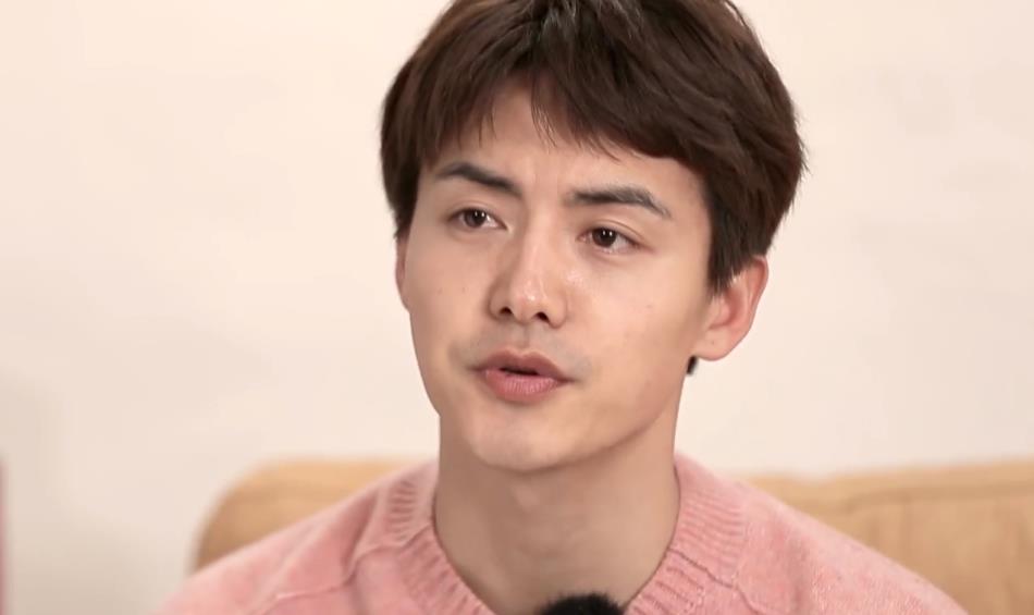 马天宇录制客栈有多憔悴纯素颜的他亮相镜头网友心疼