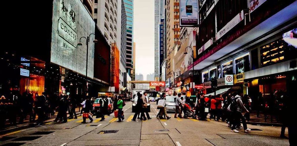 为什么说在香港生活非常的辛苦 逛逛当地的菜市场就能知道 为什么说在香港生活非常的辛苦 逛逛当地的菜市场就能知道